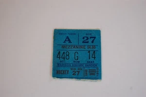 Boleto de hockey 27 de noviembre de 1968 New York Rangers - Chicago Black Hawks - Imagen 1 de 2