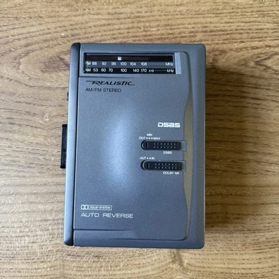 Realistic Portable AM-FM Radio Dolby Clip Stereo Player SCP-49 Walkman Style - Image 1 of 4