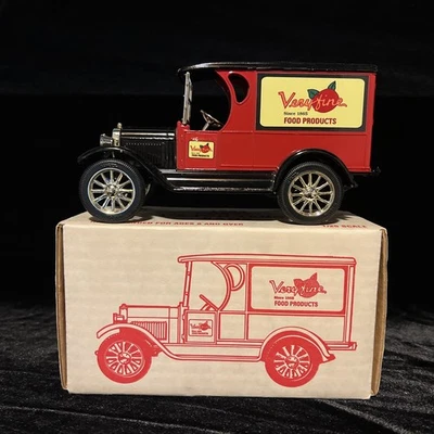 Vintage 1923 Chevy 1/2 Ton Truck Bank With Key 1/25 Scale Ertyl 1991 - Image 1 of 4