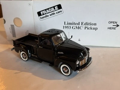 Danbury Mint Limited Edition 1:24 scale 1953 GMC Pickup Truck Black w/ Box - Image 1 of 4