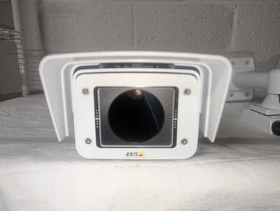 AXIS Q1921-E 60MM THERMAL CAMERA, OUTDOOR, P/N: 0391-001 / 0391-501-01 - Image 1 of 4