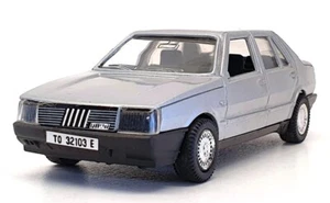 Polistil 1/43 Scale Model Car 05303 - Fiat Croma - Silver - Picture 1 of 5
