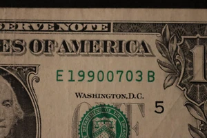 [JULY 3, 1990] ONE DOLLAR FANCY BIRTHDAY NOTE  SN  E 19900703 B - Picture 1 of 3