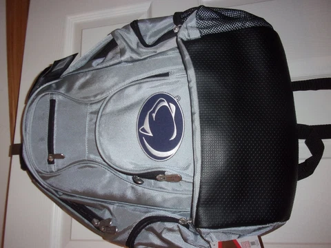 MOJO PENN STATE BACKPACK MULTIPLE POCKETS BRAND NEW !!!! NICE Cover