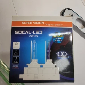 Box of 2 Xenon Super Vision Extra Blue PK32d-5 66340CBI D1 35W09J DOT Bulbs New - Picture 1 of 6