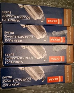 Paquete de 4 bujías de iridio genuinas Denso 3417 SK16HR11 de larga duración - Imagen 1 de 2