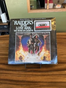 Raiders of the Lost Ark Movie On Cassette 1981 Buena Vista - Foto 1 di 13