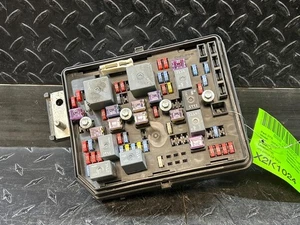06-07 Caja de fusibles motor IMPALA 25790585 sin paquete policial - Imagen 1 de 3