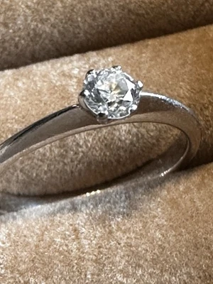 Ring Weißgold mit Brillant - Bild 1 von 4