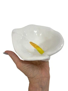 Intrada White Yellow Calla Lily Shaped Candy dish 6.5” Italy Vintage Glazed Bowl - Picture 1 of 11