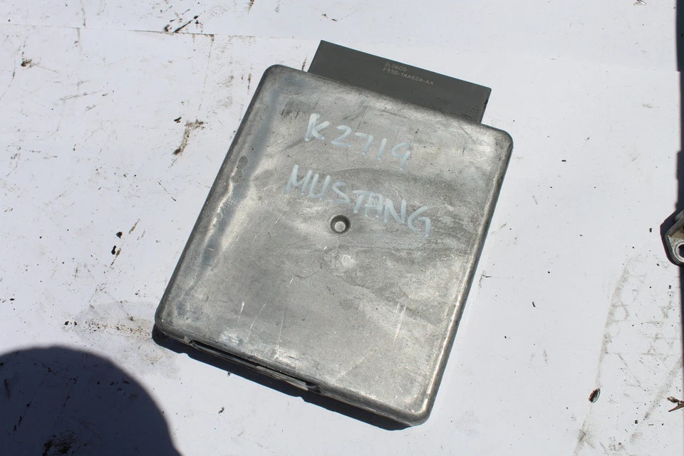 1999-2004 FORD MUSTANG V6 ECM ENGINE COMPUTER MODULE K2719 - Imagem 1 de 4
