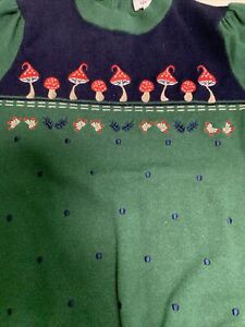 Unique Vintage Mushroom Sweater / Shirt Girls Size 10/12-Green/Blue Short Sleeve