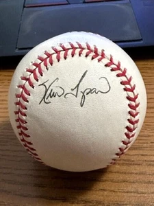 KEVIN TAPANI SIGNED AUTOGRAPHED OL BASEBALL!  Twins, Cubs, Mets, Dodgers! - Picture 1 of 2