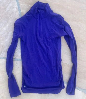 WOMENS ATHLETA RUNNING FITNESS FITTED SHIRT THUMBS UP PURPLE SIZE XS - Image 1 of 3