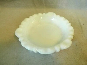 MILK GLASS ASHTRAY, THUMBPRINT PATTERN, RUFFLED EDGES 5 1/2" ROUND - Picture 1 of 4