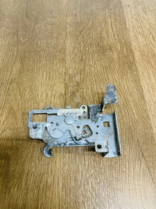 Briggs & Stratton Steuerhalterung 495611 ersetzt zu 597209 - Bild 1 von 3