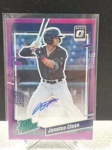 2023 Donruss Optic Rated Prospect Jonatan Clase Purple Holo Auto # /25 -Mariners - Picture 1 of 3