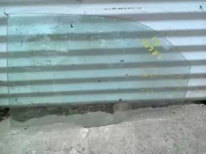 Vidrio de puerta trasera para conductores para 93-97 Mazda 626 - Imagen 1 de 3