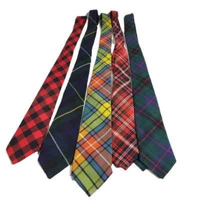 5 lazos a cuadros de colección Lochcarron y hechos en Escocia 100 % lana rojo azul verde tartán Foto 1 de 4