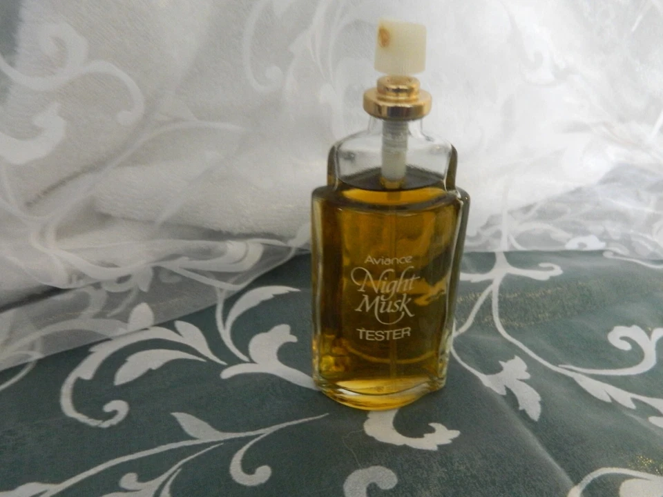 Avance Night Musk para mujer Foto 1 de 1