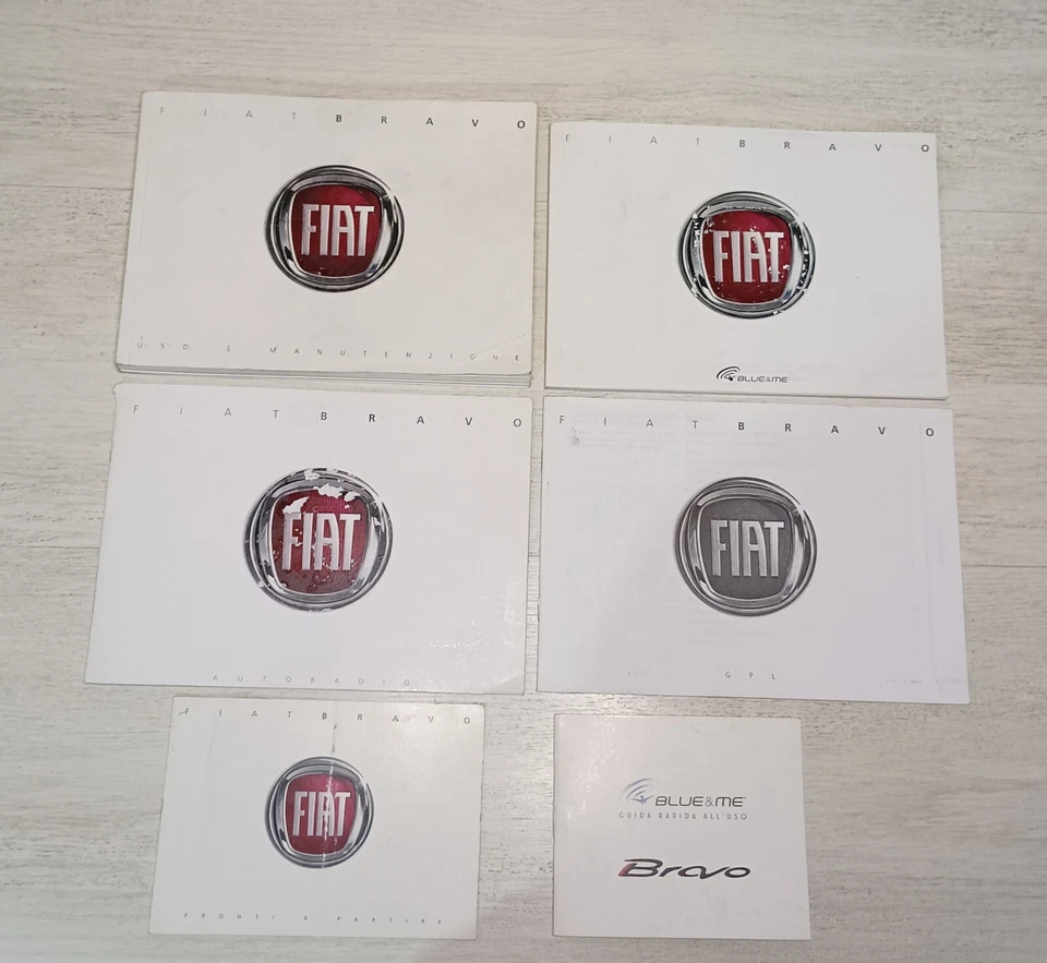 Libretto Uso E Manutenzione Fiat Bravo 2007 / 2014  Autoradio  Italiano Manuale  - Immagine 1 di 4