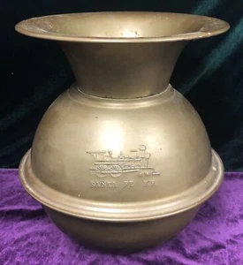 Santa Fe R.R. de colección Tabaciana Railroadiana de doble relieve de latón Spittoon - Imagen 1 de 8