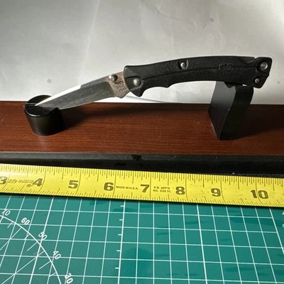 NAVAJA PLEGABLE BUCK USA 484 BUCKMASTER NEGRA CON BLOQUEO 2010 Foto 1 de 4