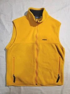 Vintage Patagonia Vest Yellow Fleece Full Zip Pockets Mens Medium Made In USA - Picture 1 of 10