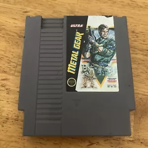Carro de juego auténtico METAL GEAR (Nintendo NES) solo y probado - Imagen 1 de 6
