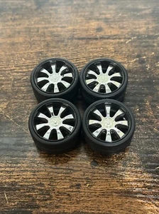 JADA Dub City 1/24 Original Wheels set For 2002 Cadillac Escalade EXT - Picture 1 of 5