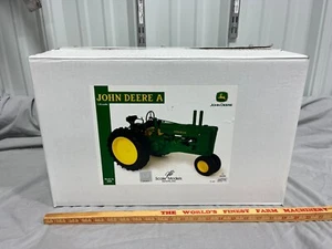 Trattore John Deere scala 1:8 STILED modello A nuovo con scatola raro trattore ENORME BELLO - Foto 1 di 9