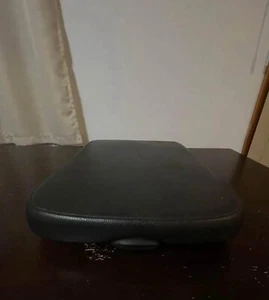 ⭐️2002-2008 Dodge Ram 1500 2500 3500 Center Console Lid/Armrest. OEM. Black - Picture 1 of 10