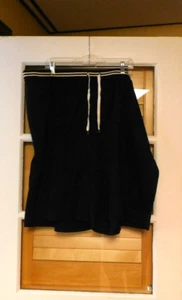 PANTALONES CORTOS DE PUNTO DE MUJER CAPACIDAD 3X CINTURA ELÁSTICA BLANCO Y NEGRO PRECIO DE VENTA SUGERIDO POR EL FABRICANTE $30 NUEVOS CON ETIQUETA - Imagen 1 de 4