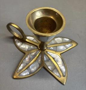 Hermoso Candelabro Bronce Diseño Floral. - Imagen 1 de 5