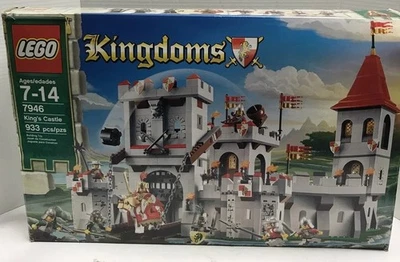 LEGO Kingdoms II Castle Red LION 7946 As Pictured - Image 1 of 4