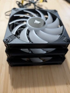 CORSAIR iCUE AF120 RGB 120mm Case Fan - Black (3-Pack) System Pull (Please Read) - Afbeelding 1 van 3