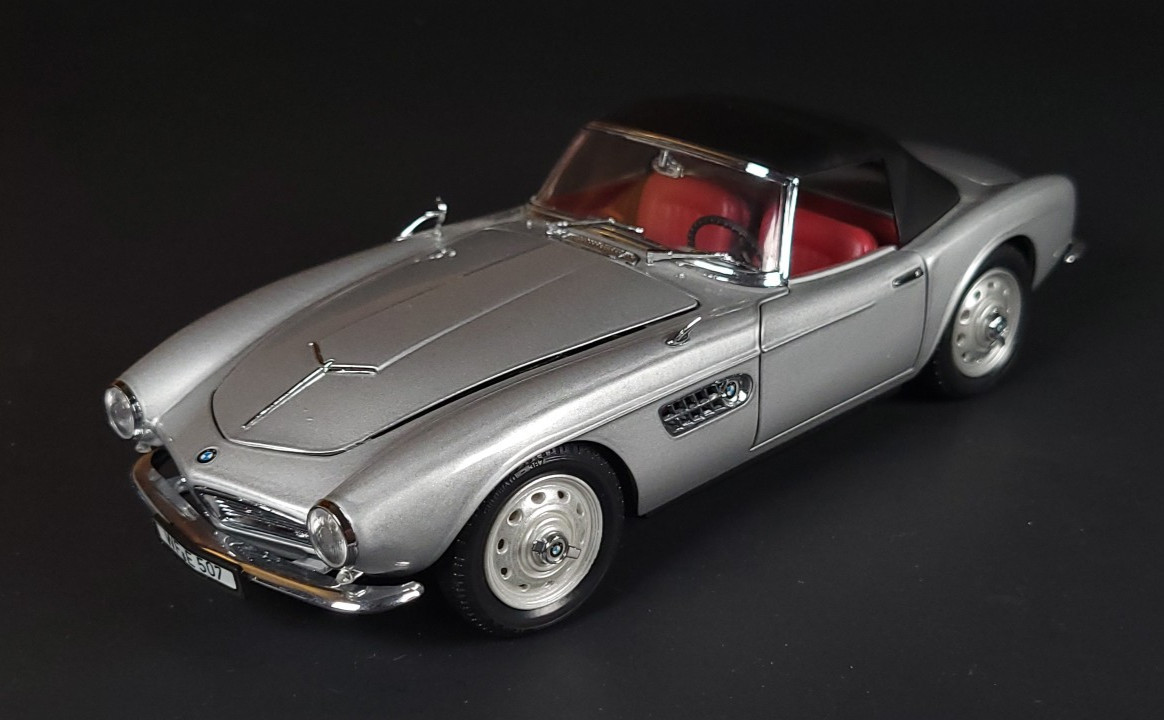 BMW - 1/18 Revell クラシックBMW セット 507 + 850i クーペ BMW - 1/18 Revell クラシックBMW セット 507 + 850i クーペの