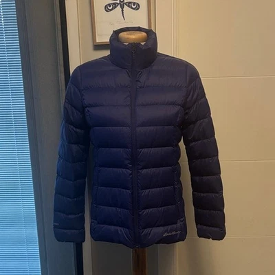 Eddie Bauer Women's Purple Cirruslite Puffer Jacket size M - Image 1 of 4