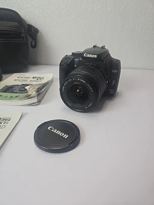 Cámara digital Canon EOS Rebel XTi DS126151 con lente Canon 18-55 mm negra probada Foto 1 de 4