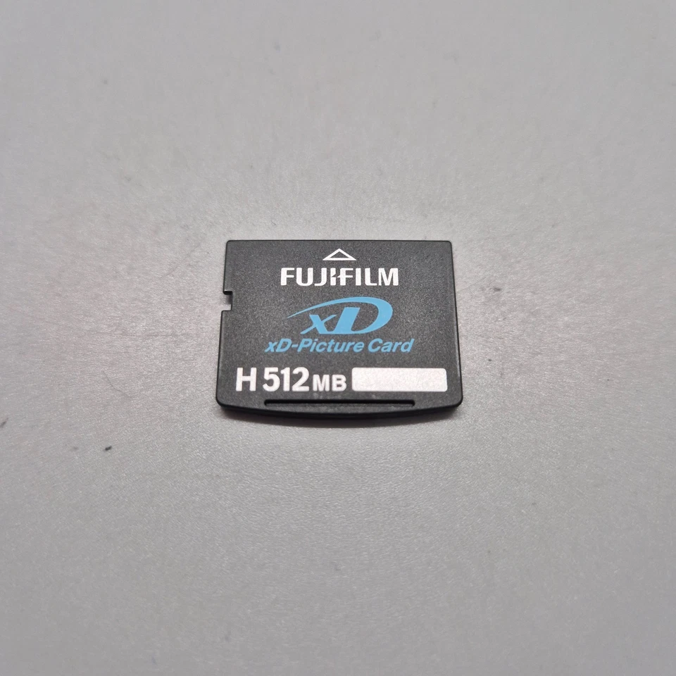 xD Picture Memory Card 512MB Fujifilm Type H - Image 1 of 2