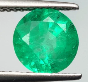 Certified 2.46 CT - Natural Zambian Emerald top luster Round Cut - 7318 - Picture 1 of 3