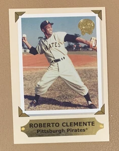 2001 Fleer Greats Retrospection Collection Roberto Clemente #4 Pittsburg Pirates - Picture 1 of 2