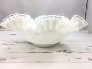 Vintage Fenton Silver Crest gekräuselt weiß Glas gekräuselt Porzellan Schüssel, Schale 10"D - Bild 1 von 4