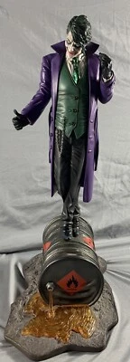 ESTATUA DE RESINA THE JOKER DE LUIS ROYO Galería de figuras de fantasía  Foto 1 de 4