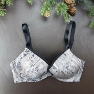 Calvin Klein Bra 32DD Gray Padded Underwire Adjustable Clasp Back - Picture 1 of 9