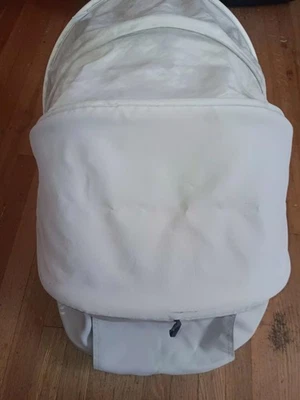 Uppababy CRUZ V1 2015 СВЕТЛО-СЕРАЯ ТКАНЬ НАВЕС, ВСТАВКИ И ЗАМЕНА ПОДКЛЮЧЕНИЯ - Изображение 1 из 4