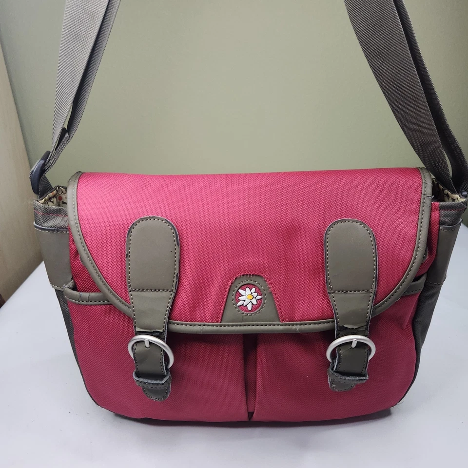 Sherpani Trevina Crossbody Messenger Crossbody Bag Red w Floral Interior *Issue - Image 1 of 4