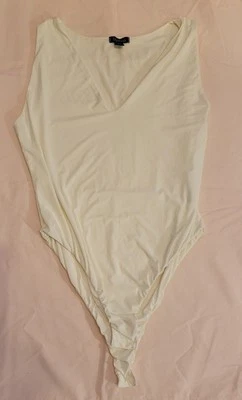 BooHoo Women's White One Piece V-Neck Body Suit Size 22 - Image 1 of 4