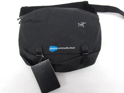 Arc'Teryx NWT Brand Embroidered Black Granville 10 Courier Messenger Bag - Image 1 of 4