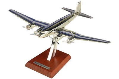 7504-005 Atlas Editions Fw 200 Condor 1/200 Model - Image 1 of 2